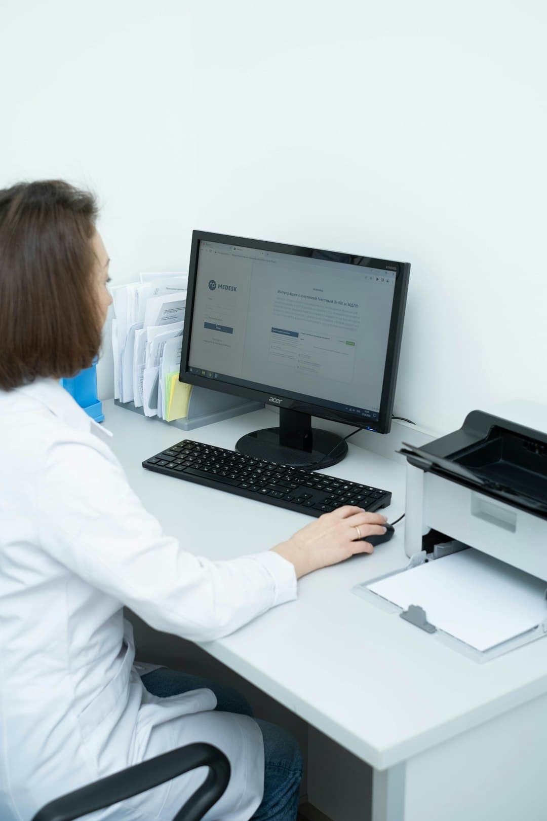 Healthcare AI adoption statistics showing implementation rates across different medical specialties and organization sizes